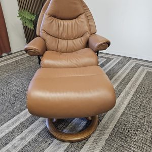 Stressless® Voyager lenestol med krakk - Bilde 16