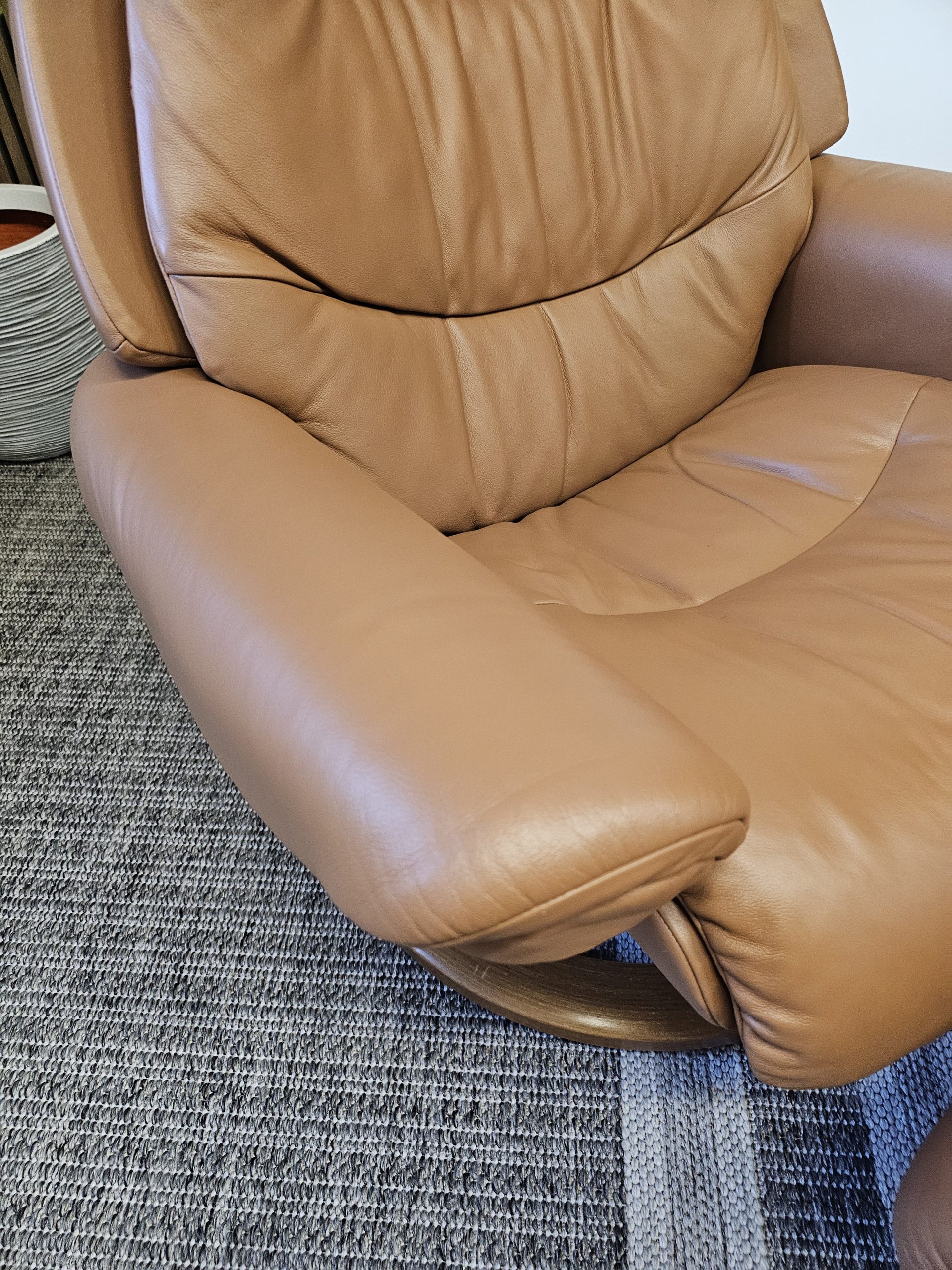 Stressless® Voyager lenestol med krakk - Bilde 15