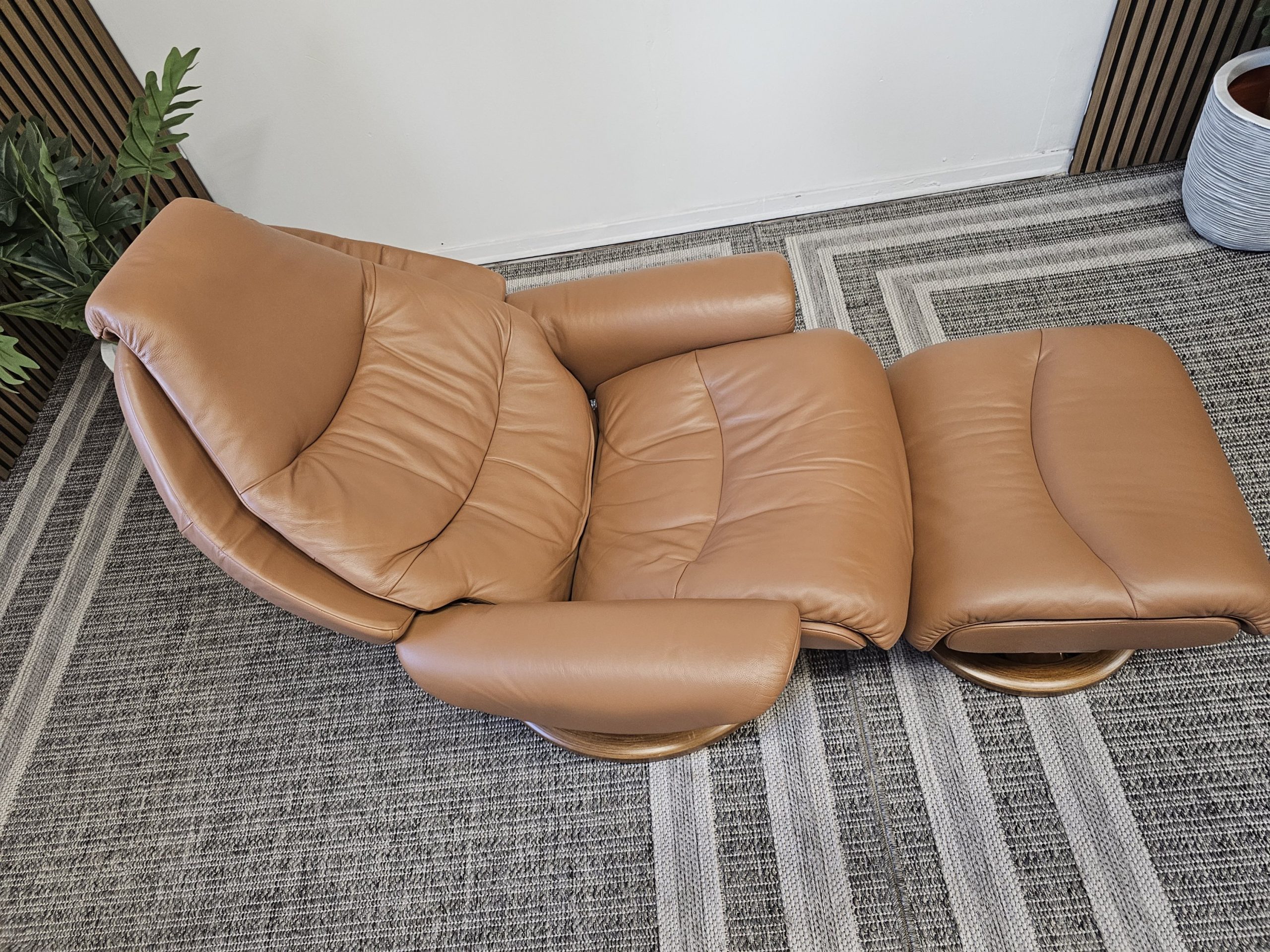 Stressless® Voyager lenestol med krakk - Bilde 6