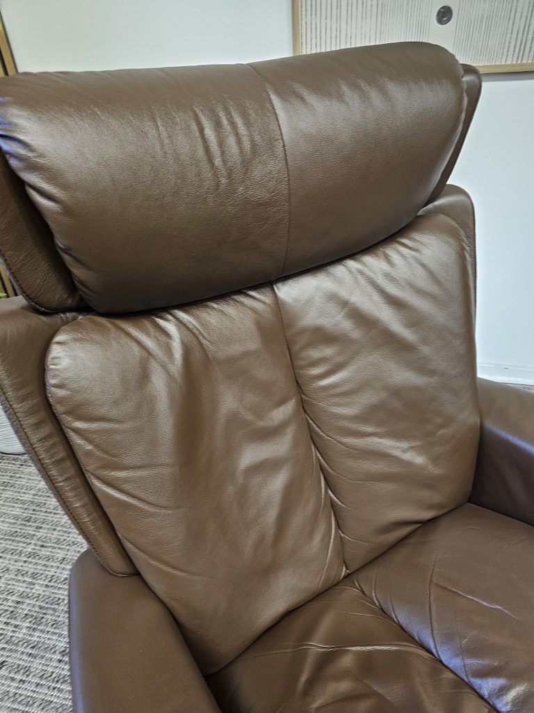 Stressless® Magic lenestol med krakk