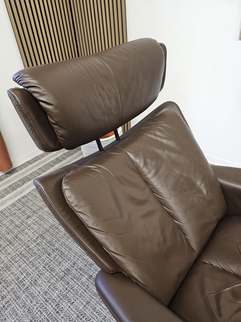Stressless® Magic lenestol med krakk