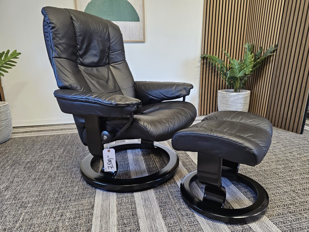 Stressless® Mayfair lenestol med krakk