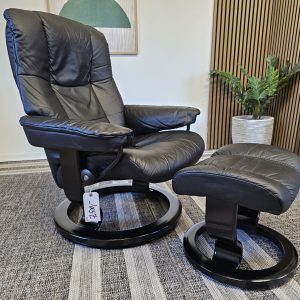 Stressless® Mayfair lenestol med krakk - Bilde 2