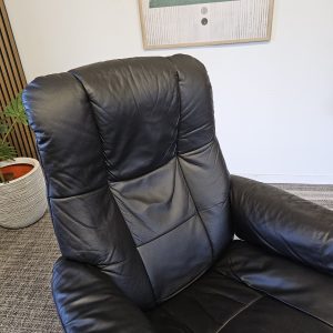 Stressless® Mayfair lenestol med krakk - Bilde 17