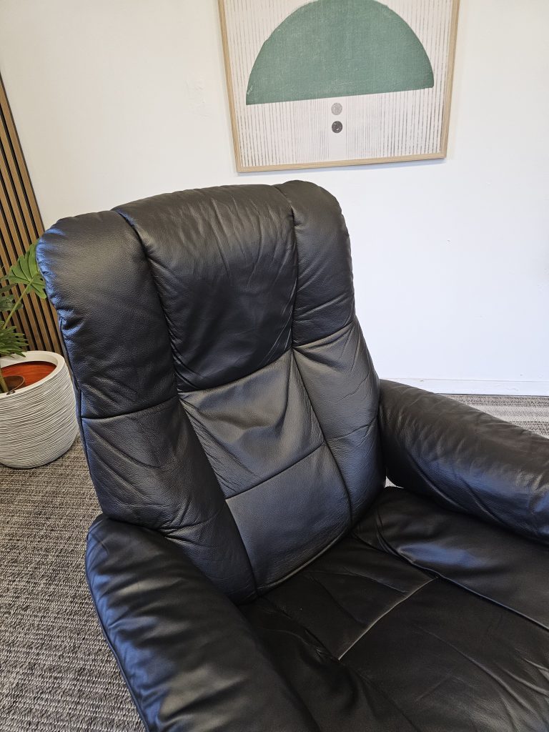 Stressless® Mayfair lenestol med krakk