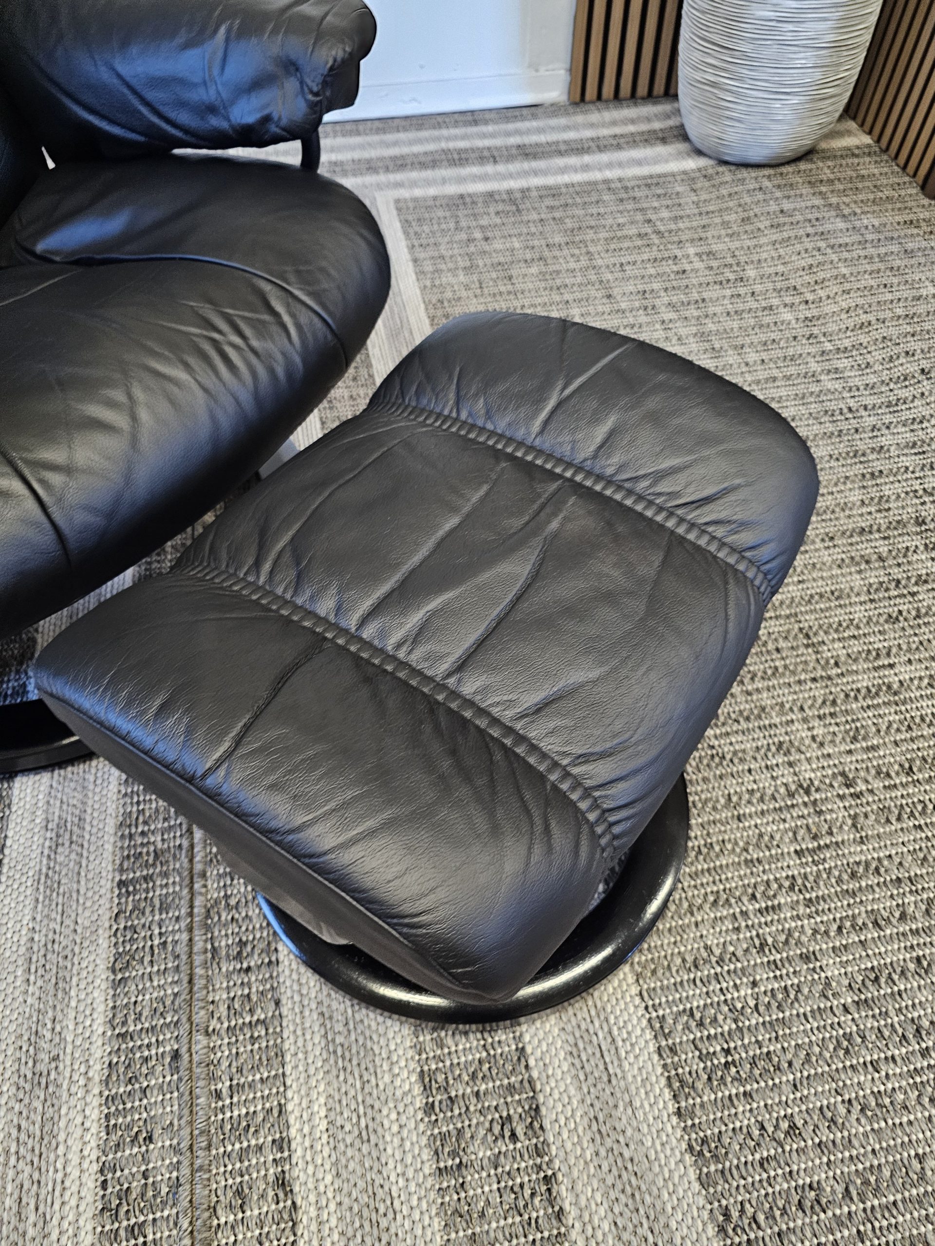 Stressless® Mayfair lenestol med krakk - Bilde 12
