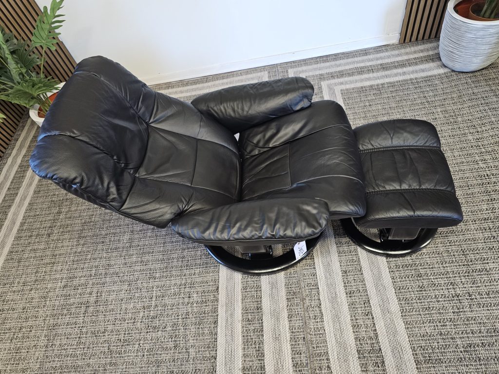 Stressless® Mayfair lenestol med krakk